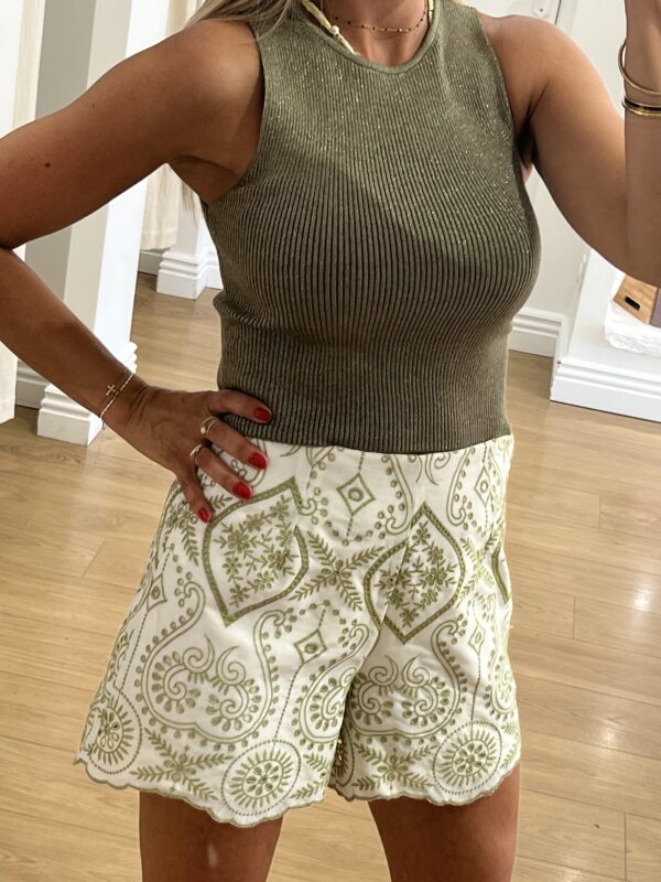 Short broderie kaki – Image 3